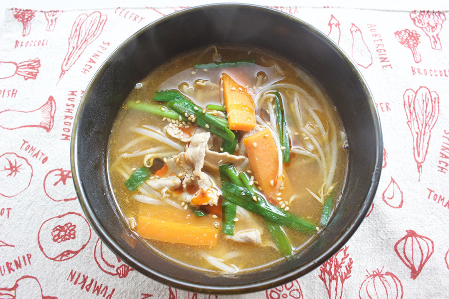 ラム肉の韓国風スープ